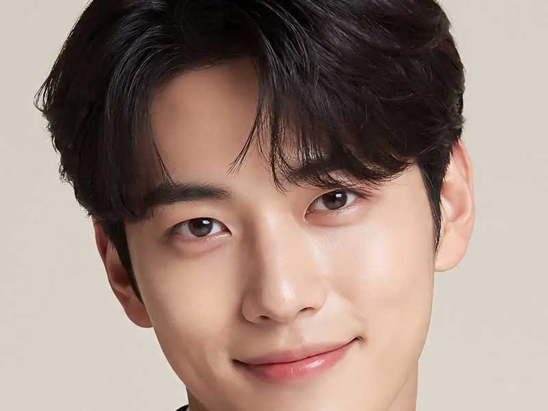 Cha Eun-woo